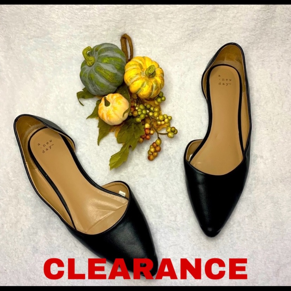 A New Day Black Pointed Toe Flats